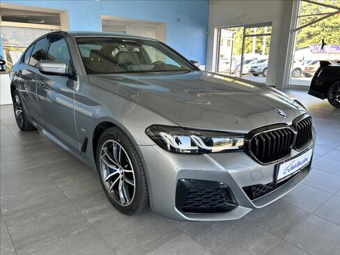 BMW Řada 5 Sedan / Limuzína 3,0 l 210 kw