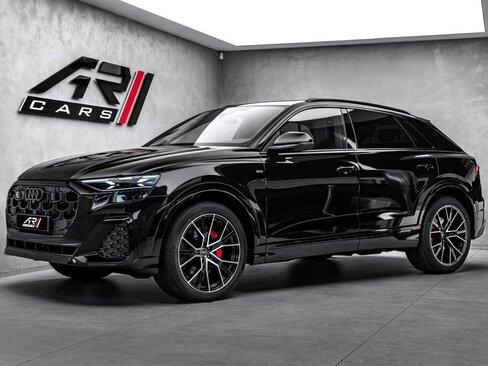 Audi Q8 SUV / Terénní 3,0 l 210 kw