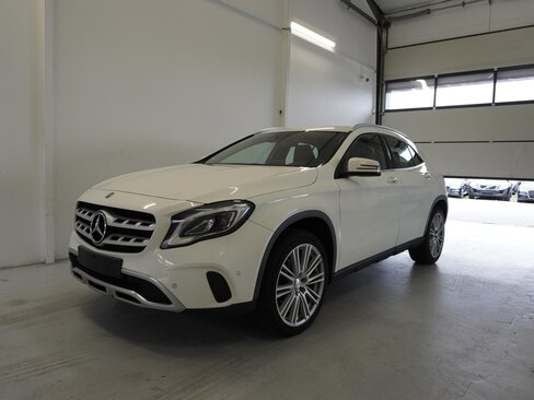 Mercedes-Benz GLA SUV / Terénní 2,1 l 100 kw