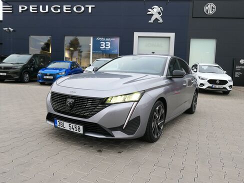 Peugeot 308 Hatchback 1,5 l 96 kw