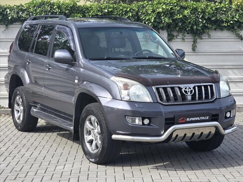Toyota Land Cruiser SUV / Terénní 3,0 l 127 kw