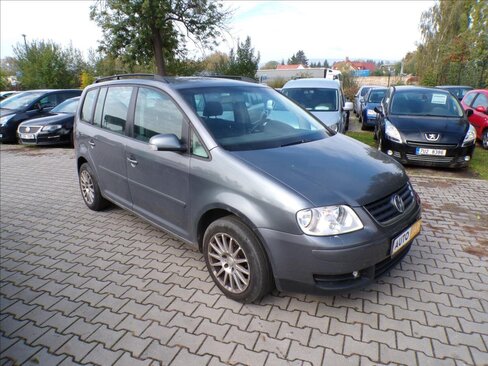 Volkswagen Touran Kombi 1,9 l 77 kw