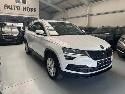 Škoda Karoq SUV / Terénní 1,5 l 110 kw