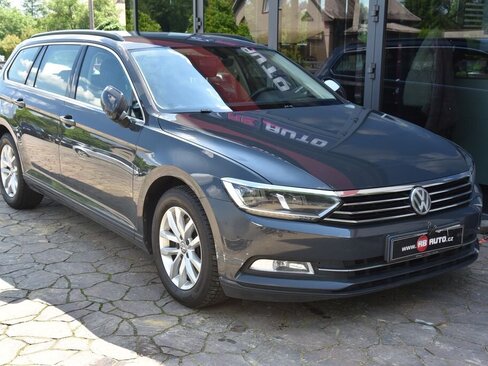 Volkswagen Passat Kombi 2,0 l 110 kw