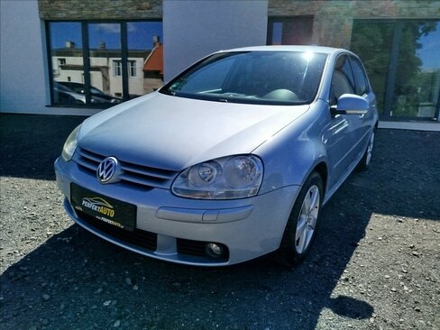 Volkswagen Golf Hatchback 1,4 l 90 kw