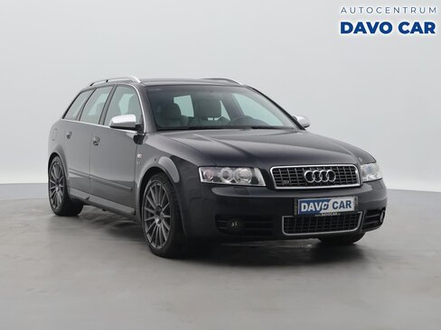 Audi S4 Kombi 4,2 l 253 kw