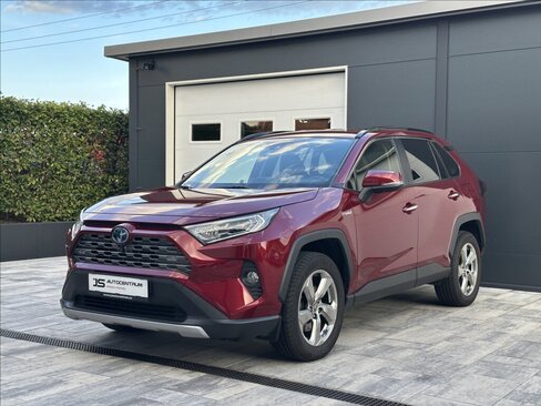 Toyota RAV4 SUV / Terénní 2,5 l 163 kw