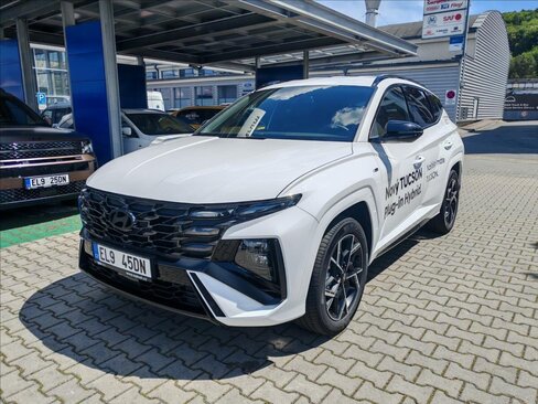Hyundai Tucson SUV / Terénní 1,6 l 185 kw