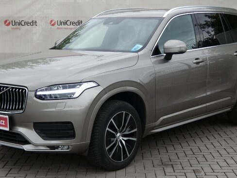 Volvo XC90 SUV / Terénní 2,0 l 173 kw