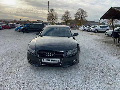 Audi Ostatní Sedan / Limuzína 3,0 l 176 kw