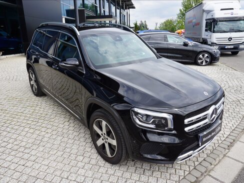 Mercedes-Benz GLB Kombi 2,0 l 110 kw