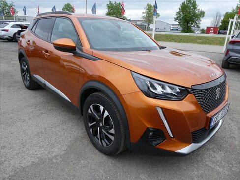 Peugeot 2008 SUV / Terénní 1,2 l 74 kw