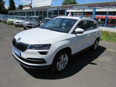 Škoda Karoq SUV / Terénní 1,5 l 110 kw
