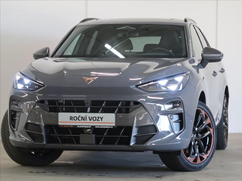 Cupra Terramar SUV / Terénní 2,0 l 195 kw