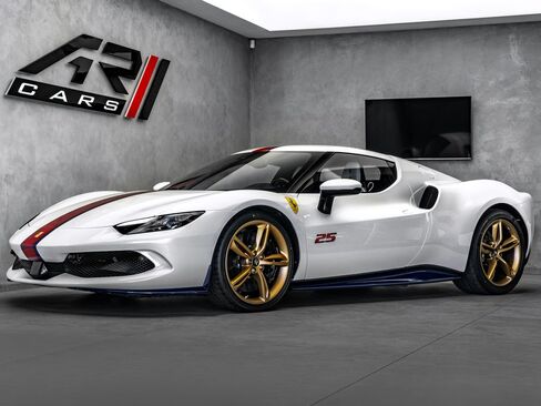 Ferrari Ostatní Kupé 3,0 l 488 kw