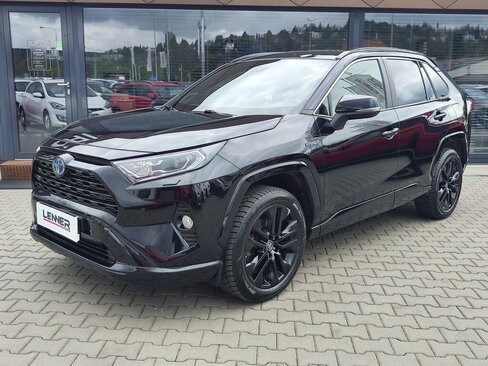 Toyota RAV4 SUV / Terénní 2,5 l 163 kw