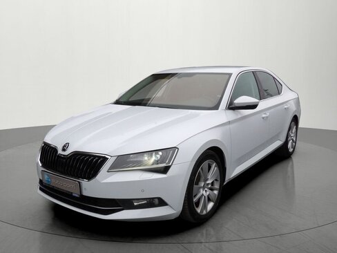 Škoda Superb Liftback 2,0 l 140 kw