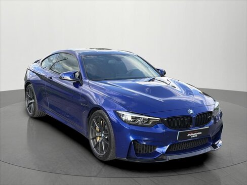 BMW M4 Kupé 3,0 l 338 kw