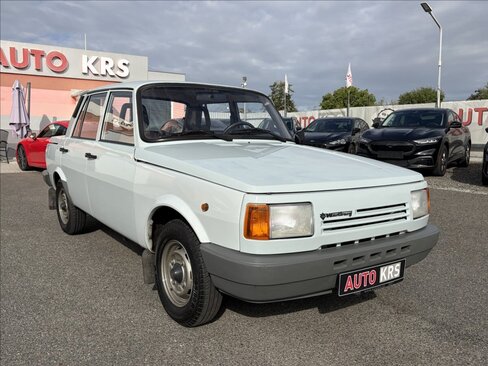 Wartburg 353 Sedan / Limuzína 1,3 l 43 kw