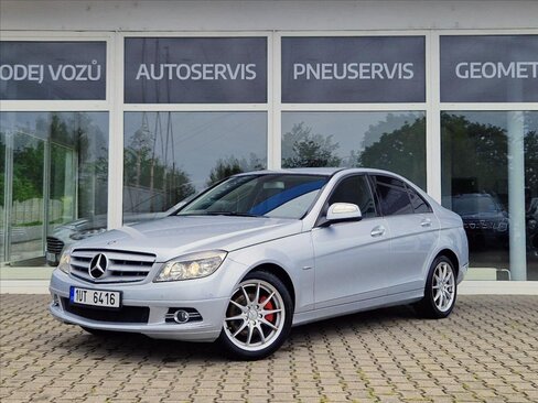 Mercedes-Benz Třídy C Sedan / Limuzína 2,1 l 125 kw