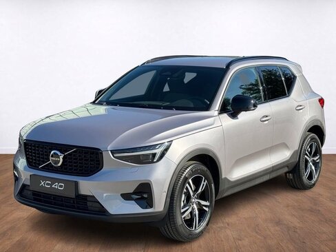 Volvo XC40 SUV / Terénní 2,0 l 120 kw