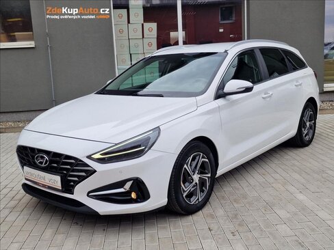 Hyundai i30 Kombi 998,0 88 kw