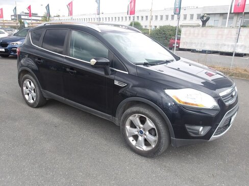 Ford Kuga SUV / Terénní 2,0 l 120 kw