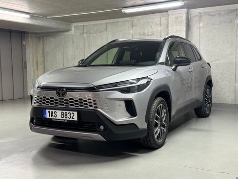 Toyota Corolla Cross SUV / Terénní 2,0 l 104 kw