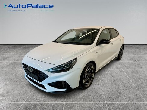 Hyundai i30 Liftback 1,5 l 103 kw