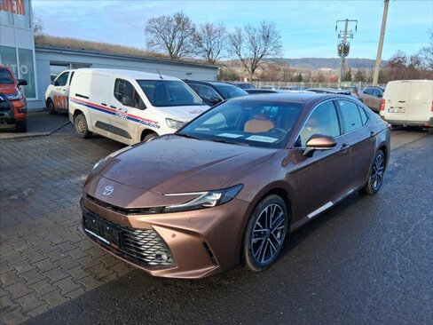 Toyota Camry Sedan / Limuzína 2,5 l 169 kw