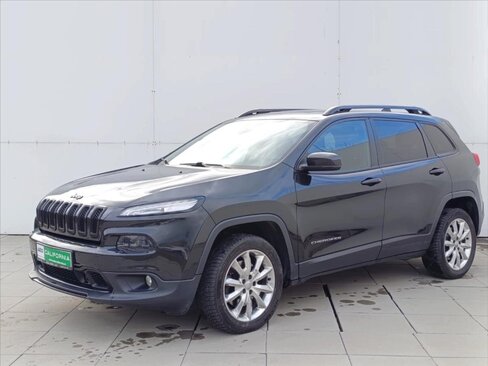 Jeep Cherokee SUV / Terénní 3,2 l 200 kw