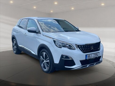 Peugeot 3008 SUV / Terénní 1,5 l 96 kw