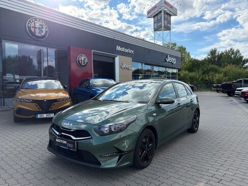 KIA Ceed Hatchback 1,5 l 118 kw