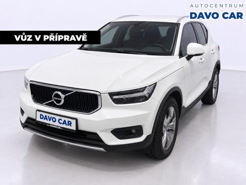 Volvo XC40 SUV / Terénní 2,0 l 110 kw