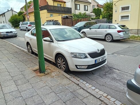 Škoda Octavia Liftback 2,0 l 110 kw