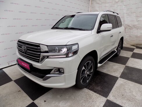 Toyota Land Cruiser SUV / Terénní 4,5 l 183 kw