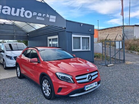 Mercedes-Benz GLA Kombi 2,1 l 100 kw