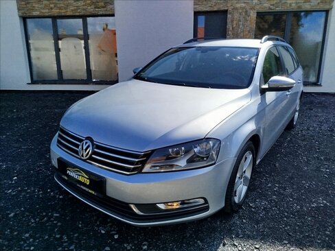 Volkswagen Passat Kombi 2,0 l 103 kw
