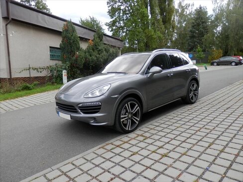 Porsche Cayenne SUV / Terénní 4,1 l 281 kw