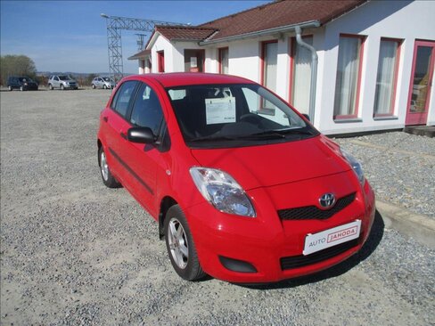 Toyota Yaris Hatchback 998,0 51 kw