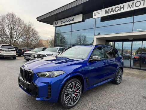 BMW X5 SUV / Terénní 4,4 l 390 kw