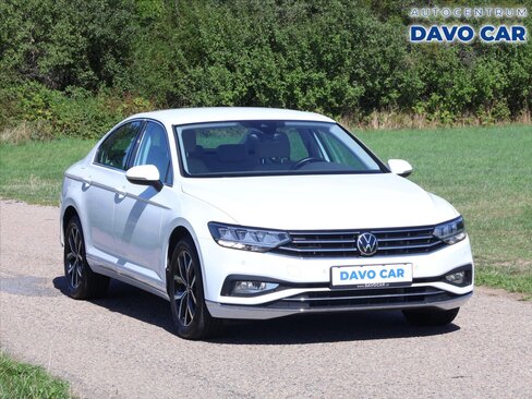 Volkswagen Passat Sedan / Limuzína 2,0 l 147 kw
