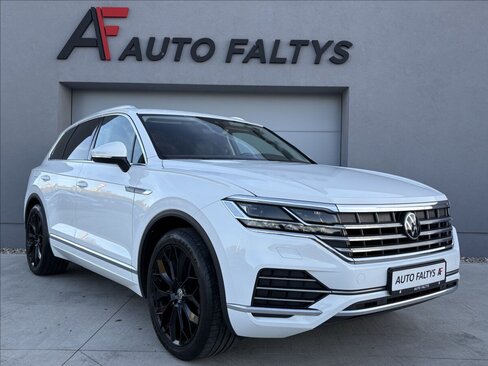 Volkswagen Touareg SUV / Terénní 3,0 l 210 kw