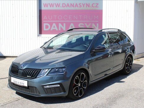 Škoda Octavia Kombi 2,0 l 180 kw