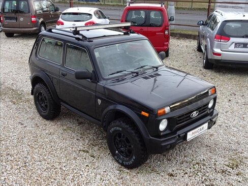 Lada Niva Kombi 1,7 l 61 kw