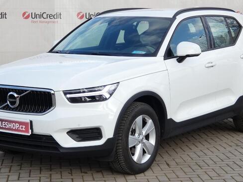 Volvo XC40 SUV / Terénní 1,5 l 95 kw