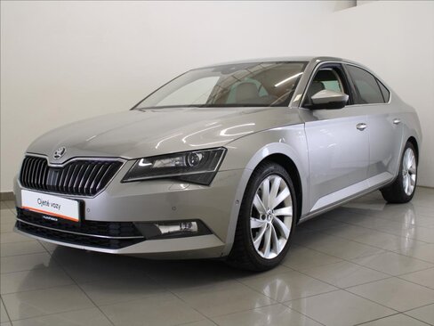 Škoda Superb Liftback 2,0 l 140 kw