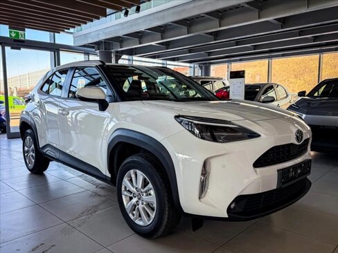 Toyota Yaris Cross SUV / Terénní 1,5 l 85 kw