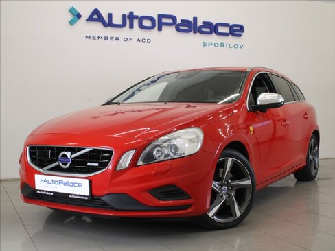 Volvo V60 Kombi 2,4 l 120 kw