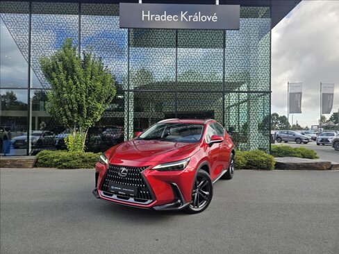 Lexus NX 450h plus SUV / Terénní 2,5 l 215 kw